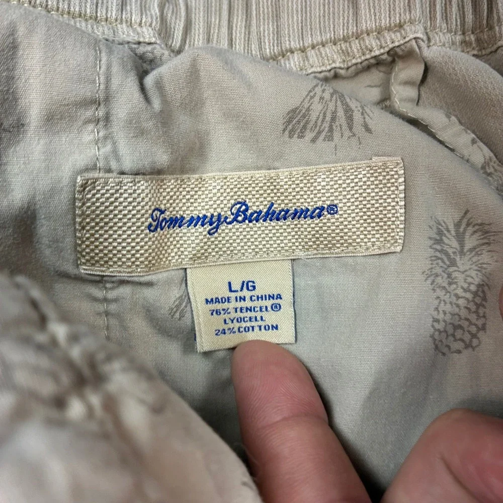 Tommy Bahama Mens Size Large 32x28 Tan White Striped Tencel Cotton Relaxed Pants
